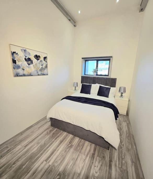 Ferienwohnung Modern Duplex Penthouse Panoramic Views & Parking Bradford  Exterior foto